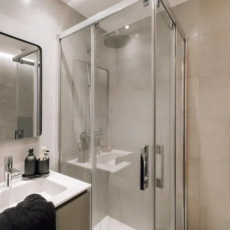 Olot - 2 Bedroom, Terrace And Parking In Alcantara * Lisbona