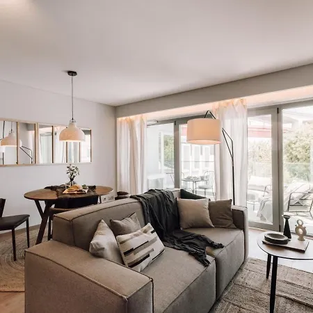 Olot - 2 Bedroom, Terrace And Parking In Alcantara Apartment